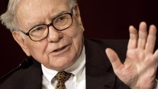 Buffett: “Tassatemi di più”. Poi fa marcia indietro