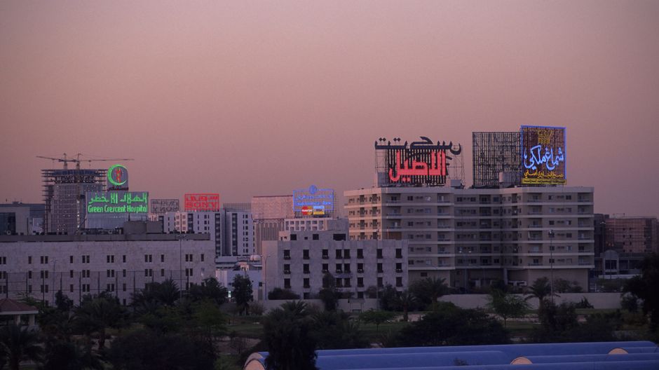 Arabia Saudita: dopo 70 anni apre primo negozio di alcolici, ma non è per tutti
