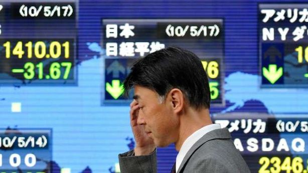 Borsa Milano: ondata di vendite. Soffrono bancari