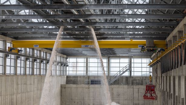Fluorsid: L’Innovazione Incontra la Sostenibilità con Zero Front Loader