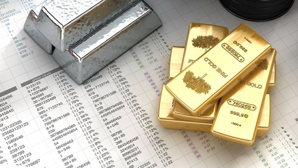 Oro e argento sui massimi storici tra tensioni USA-Europa