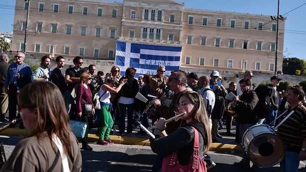 Grecia alla svolta, Tspiras: via austerity arriva dividendo sociale