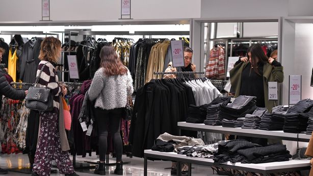 Istat: nel 2022 poco meno di un quarto della popolazione a rischio povertà