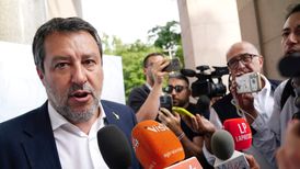 Banche: per Salvini (Lega) grandi istituti di credito devono aiutare l’Italia