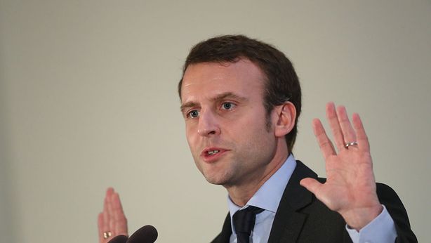 Macron: “euro è un debole marco. Potrebbe sparire entro 10 anni”