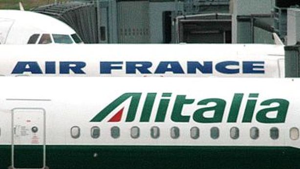 Alitalia: 1.000 esuberi, 2.000 contratti a rischio