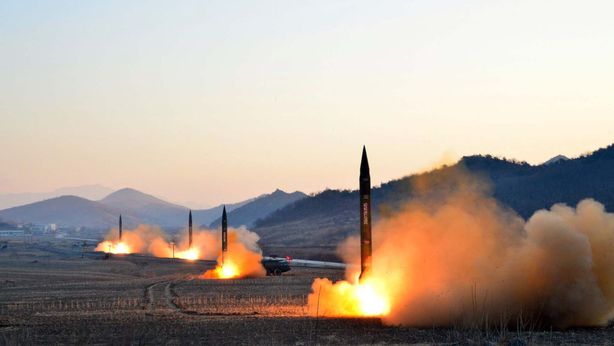 Usa si ritirano dal trattato nucleare sui missili con la Russia