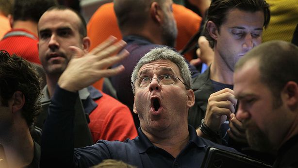 Mercati: azionario positivo. Iniziata fuga globale dai bond?