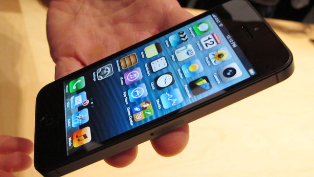 Apple svela al mondo il nuovo iPhone 16: ecco quanto costa