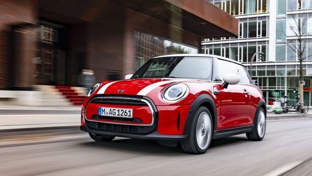 Mini Cooper, eterna giovinezza