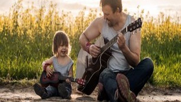 Padre e Figlio, passaggio generazionale senza tempo