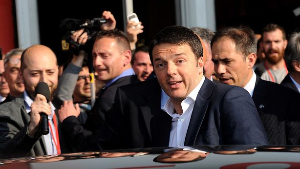 Renzi prepara scudo anti M5S: legge elettorale verrà cambiata