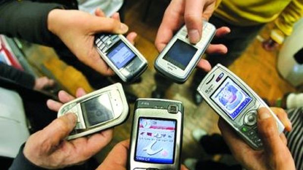 Cellulare incluso nella tariffa? Metà italiani dice no