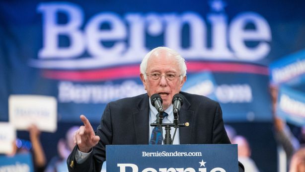 Bernie Sanders si ritira dalla campagna per le primarie democratiche