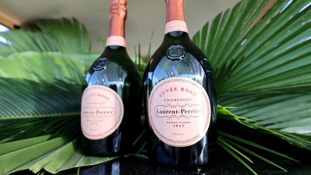 Lusso: vino pregiato, primo asset di investimento dei super-ricchi