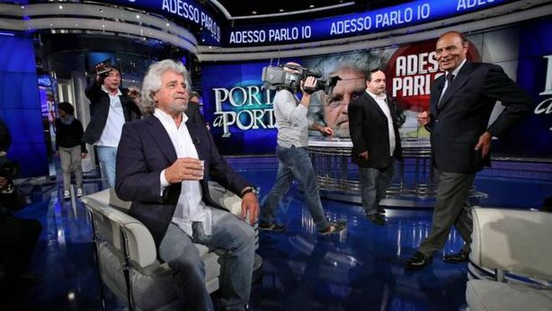 Grillo (molto poco a suo agio) da Vespa: “Processi online per politici e imprenditori”
