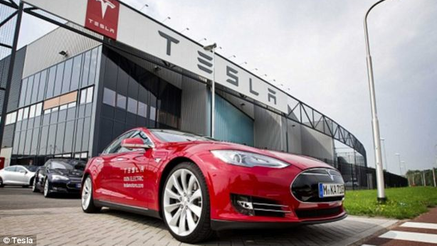 Presto auto senza conducente: in arrivo nel 2016
