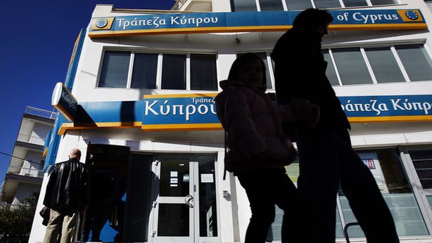 A Cipro controlli sui capitali.  Dureranno anni come in Islanda?