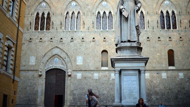 Mps: “Tempi rapidi per scelta nuovo AD”