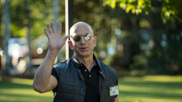 Dopo il Black Friday Jeff Bezos vale $100 miliardi
