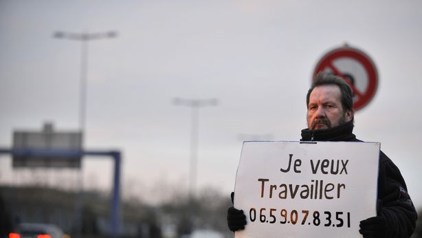 Italia: ridotti sgravi aziende che assumono, occupazione frena