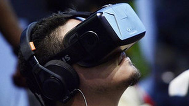 Occhiali Oculus presto sul mercato, realtà virtuale più vicina
