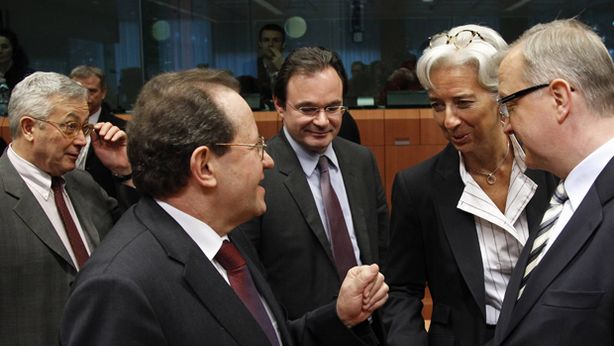 Leader Ue ora pensano a un default temporaneo della Grecia