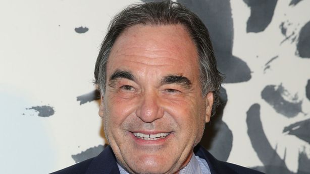 Oliver Stone accusa la stampa: siete voi che generate le fake news