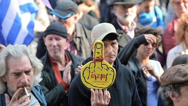 Bond scommettono su Bce, ma alert dall’asta dei Bund