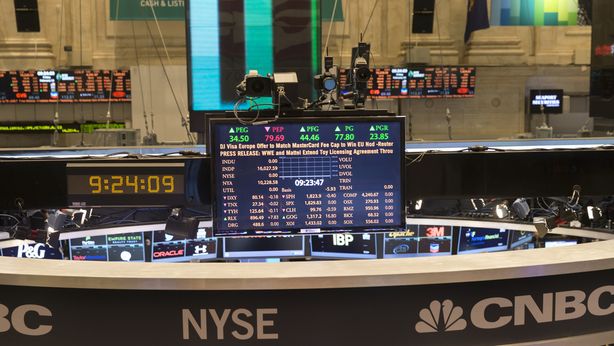 Wall Street euforica, nonostante manifattura in recessione