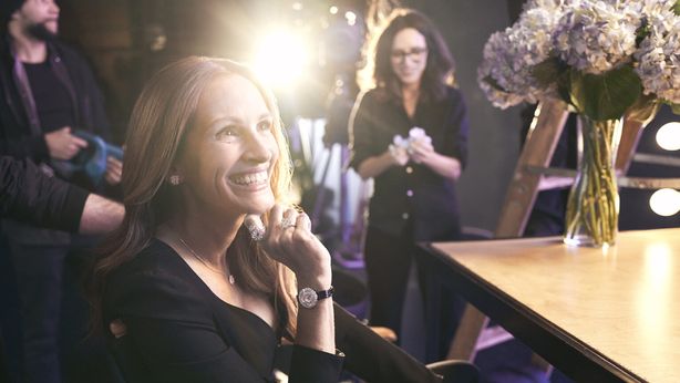 Julia Roberts torna a sorridere per Chopard