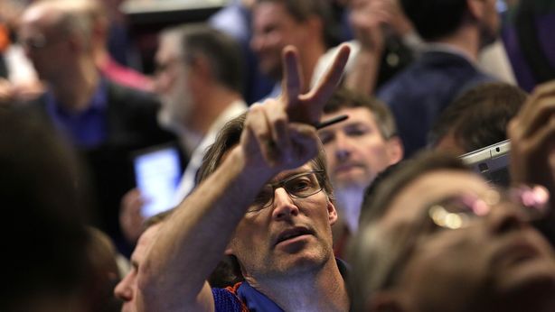 Borsa Milano: è una carneficina, petrolio verso i $30
