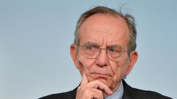 Pressione fiscale su con decreto salva banche: “Stato sanguisuga”