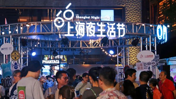 Cina: Pmi servizi batte le attese, in espansione per il quinto mese consecutivo