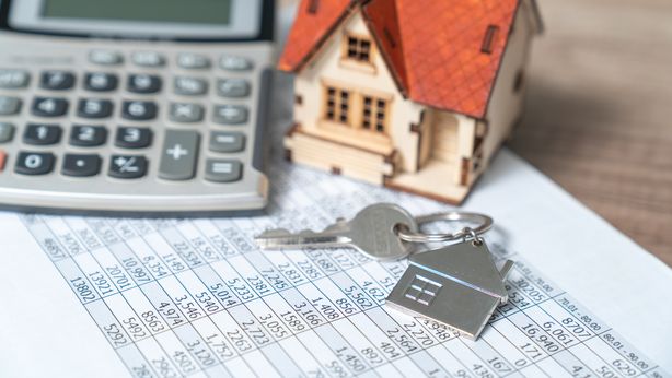 Mutui, tassi alle stelle. Giù i finanziamenti bancari