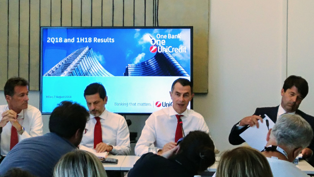 UniCredit, Mustier: “Facebook? Azienda poco etica”. E sull’Italia: “Restiamo fiduciosi, ma aspettiamo flat tax”