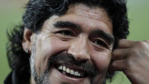 Maradona segna un gol da 40 milioni al fisco italiano