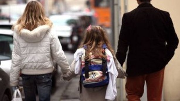 Metà delle famiglie guadagna meno di 2 mila euro al mese
