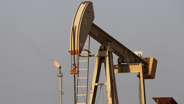 Il petrolio WTI sale ai massimi dal 2011, possibile offerta dall’Iran