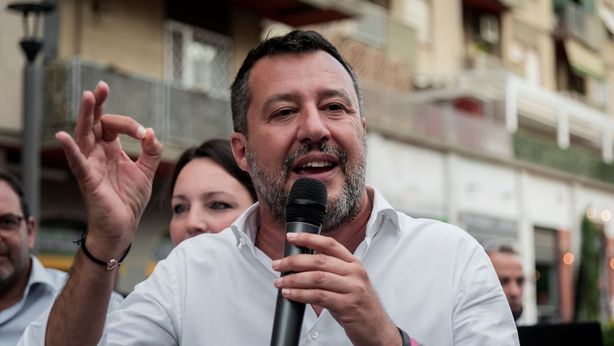 Reddito di cittadinanza, di nuovo sotto accusa: maggioranza divisa