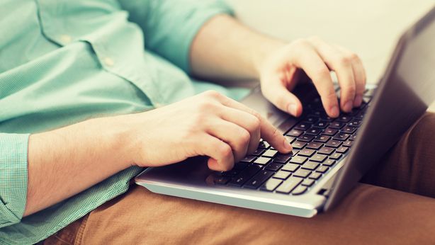 Corte europea: imprese possono controllare chat del dipendente