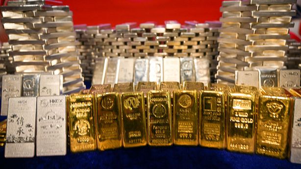 Mercati in rosso: oro e argento colpiti dal timore inflazione e conflitto in Medio Oriente