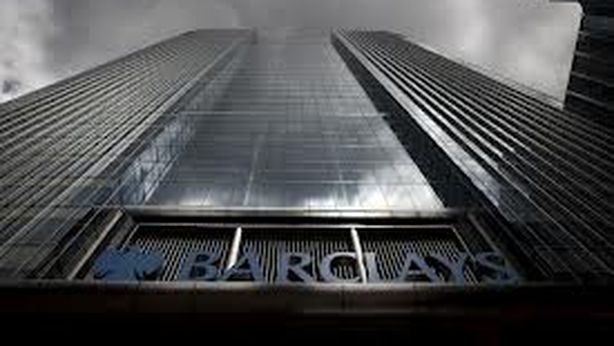 Barclays rischia di chiudere in Italia, dipendenti in piazza, è allarme