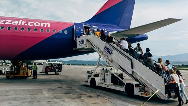 Wizz Air: prevede utili quest’anno grazie a stagione estiva ed espansione flotta