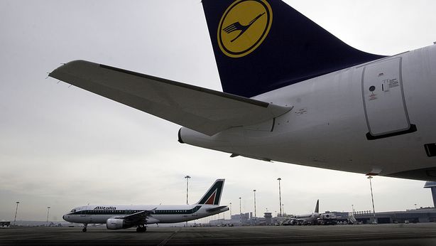Alitalia: Lotito detta le sue condizioni. Pressing di Lufthansa