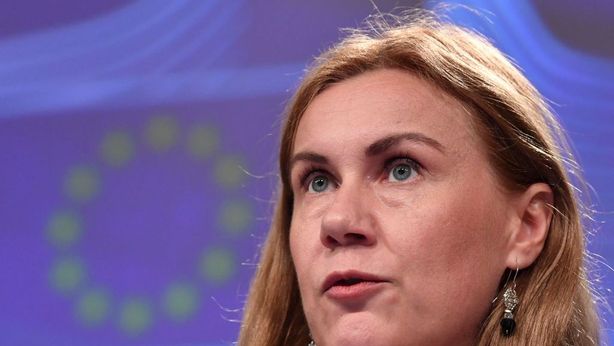 Gas, Ue in massima allerta: “‘Risparmiare energia ora per evitare carenze in inverno”
