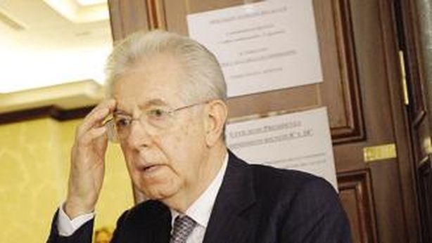 Monti, il ruggito del topo. Minaccia il governo ma poi fa marcia indietro