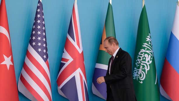 Terrorismo, Putin: “Paesi del G20 finanziano l’Isis”
