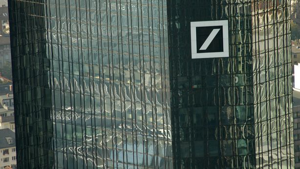 Deutsche Bank: politici accettano che diventi come Goldman Sachs