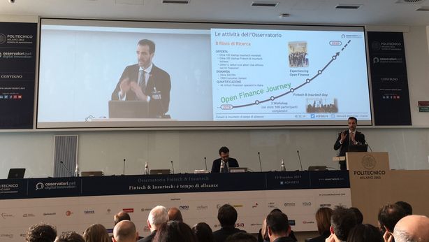 Mobile Banking: sale la quota di italiani che effettua operazioni tramite smartphone